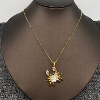 18k Gold Claws Crab Necklace
