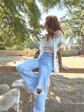 Mojave Linen Button Up Button Blouse