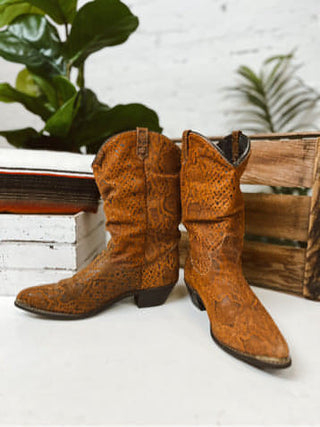 Women's Cowboy Boots Size 8.5