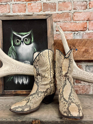 Dan Post Women's Cowboy Boots Size 8 /Men's Size 6.5